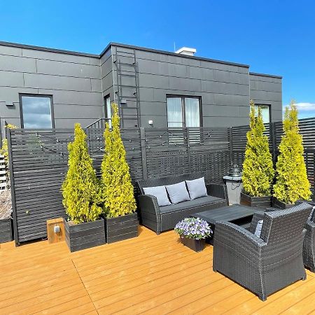 City Terrace Apartment Avangard Tallinn Bagian luar foto